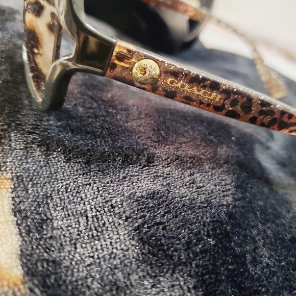 COACH SUNGLASSES - Picture 3 of 7